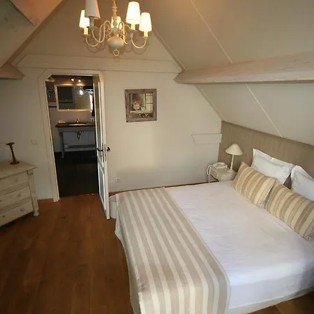Au Coeur Du Spinois Hotel 3*