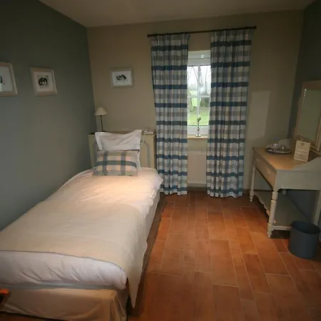 Hotel Au Coeur Du Spinois 3*