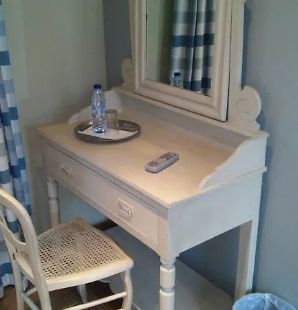 호텔 Au Coeur Du Spinois 3*