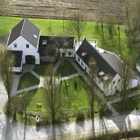 Au Coeur Du Spinois 3* רבק - רונון